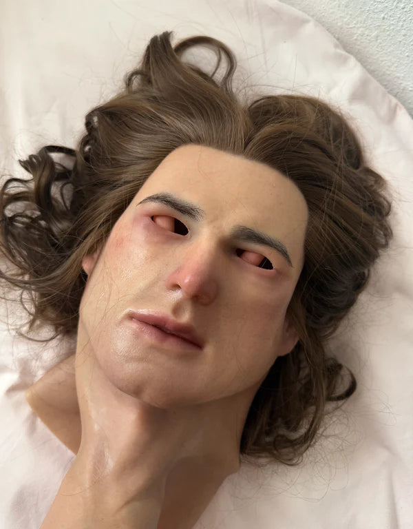 Ultra-Realistic Nordic Male Mask – Long Hair – 25 Years Old